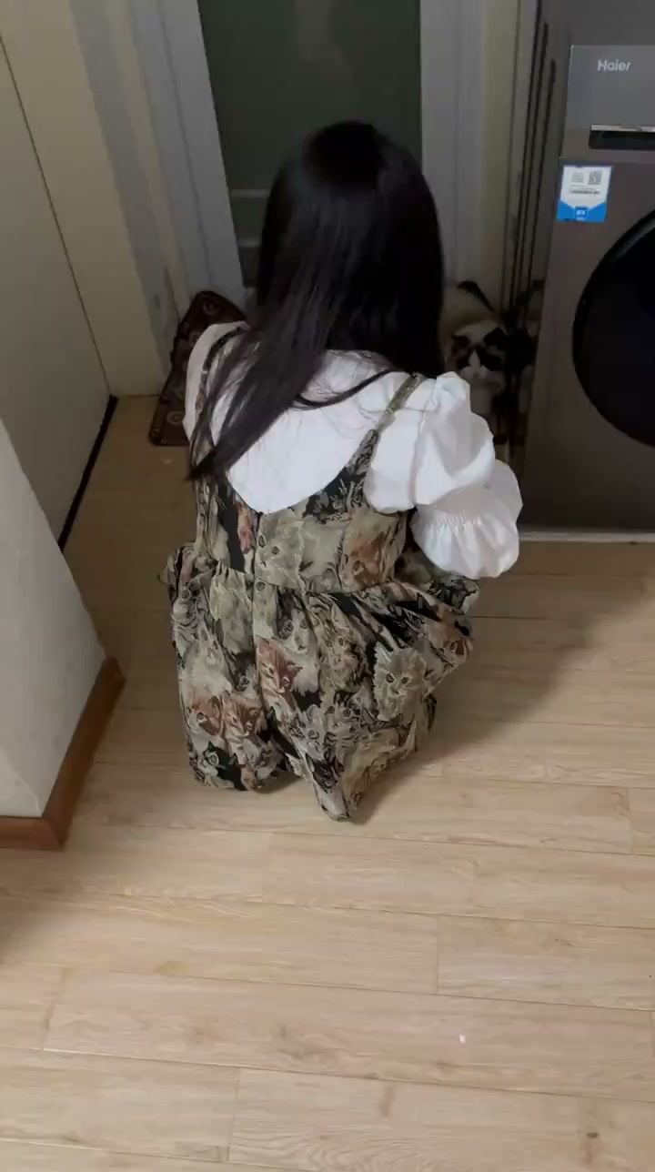 来看蜜桃臀吧~ 图片 1