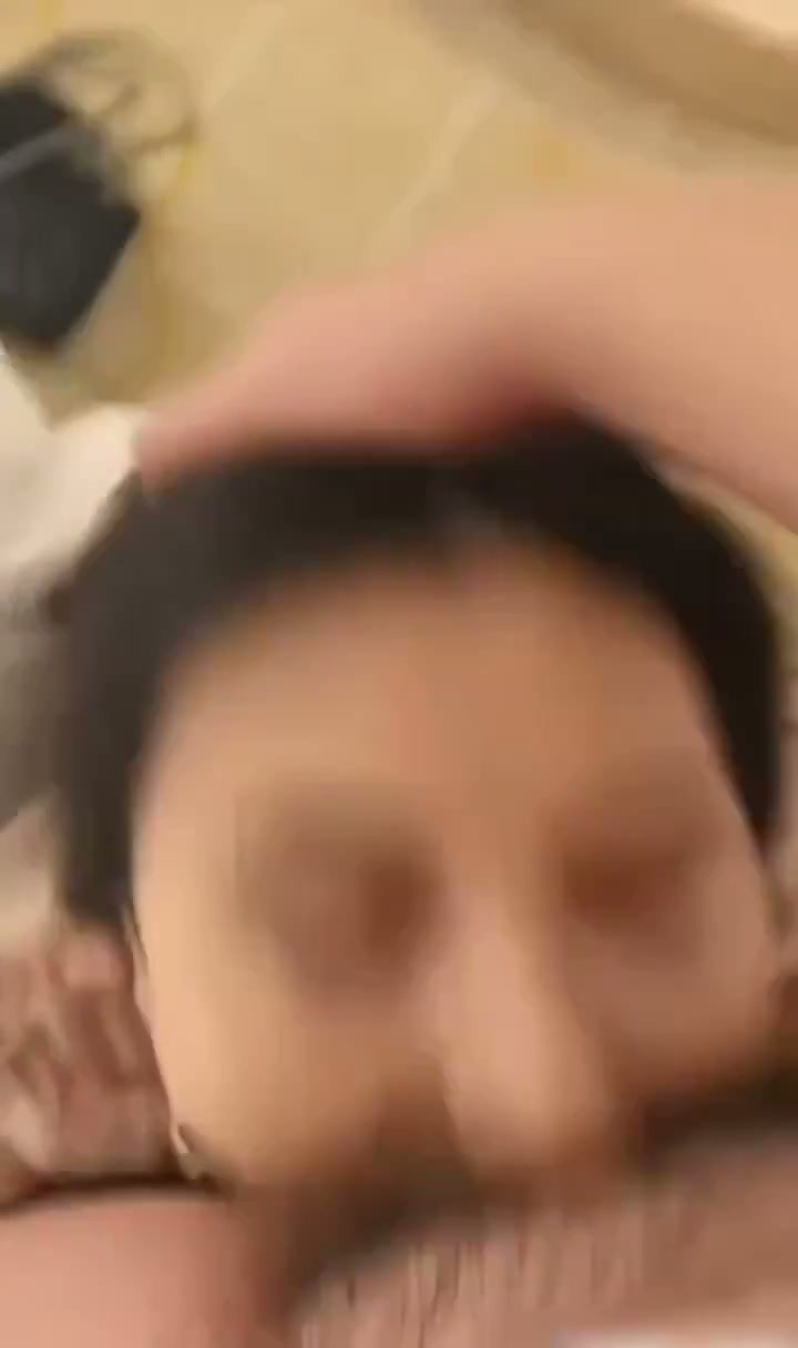 奔驰4s女销售，线下组织车友聚会的时候认识的，我经常逗她说我要升级s级，现在的车有点开腻了，为了业绩时不时就找我聊天，有天心血来潮问她要不要一起出来吃个饭，没想到她真的就出来了，快四十的姐姐叫爸爸是真的扛不住 图片 3
